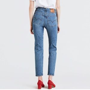 Levi’s Wedgie Jeans